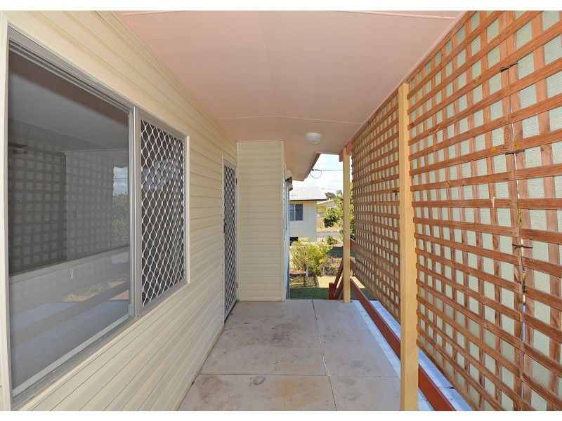 18 Eden Way, Point Vernon QLD 4655