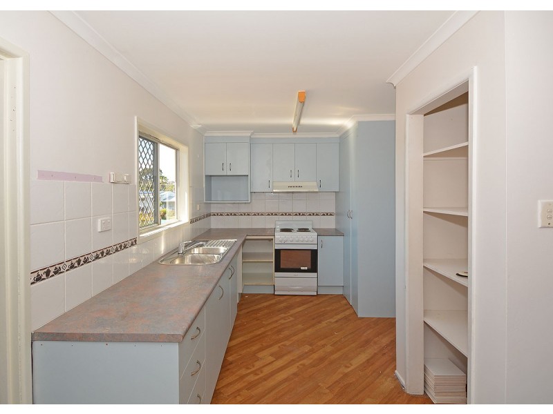 18 Eden Way, Point Vernon QLD 4655