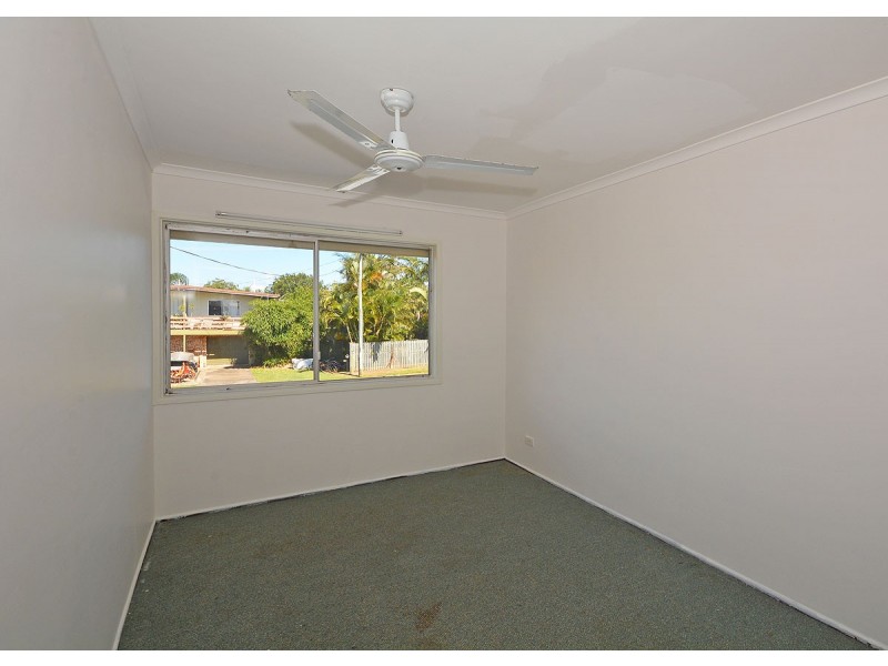 18 Eden Way, Point Vernon QLD 4655