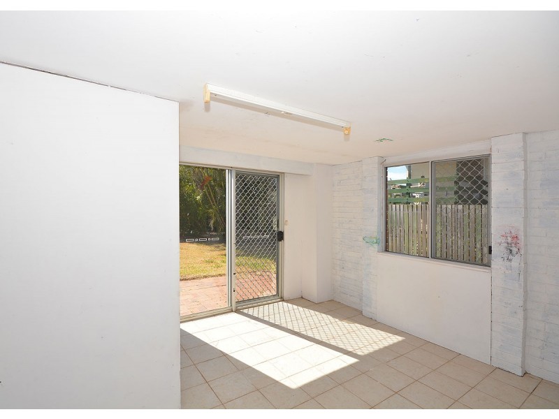18 Eden Way, Point Vernon QLD 4655