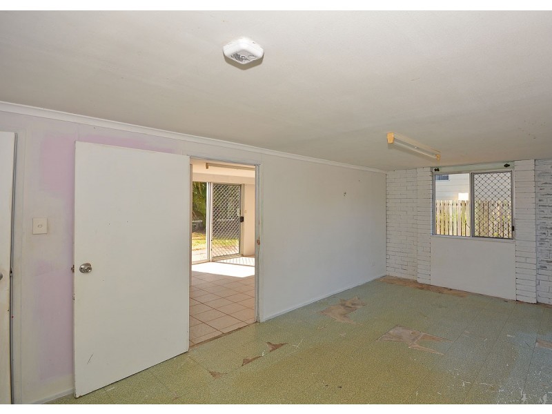 18 Eden Way, Point Vernon QLD 4655