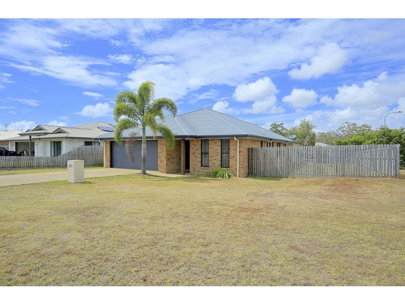 13 Colyton Street, Torquay QLD 4655