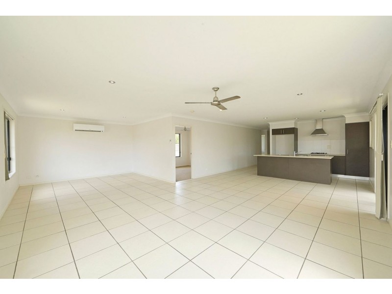 13 Colyton Street, Torquay QLD 4655