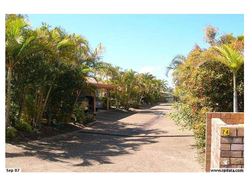 2/72 Winchelsea Street, Pialba QLD 4655