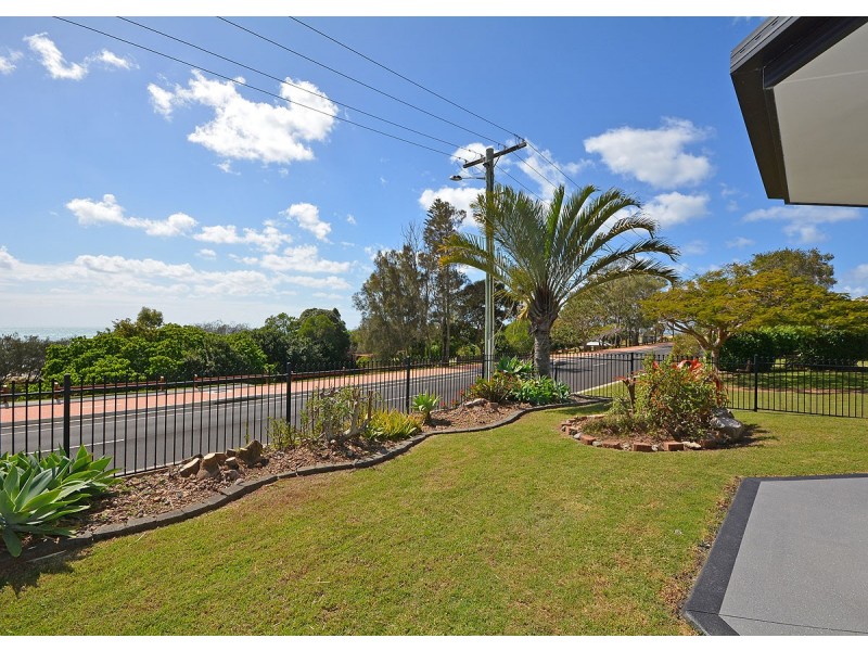 74 Esplanade, Point Vernon QLD 4655