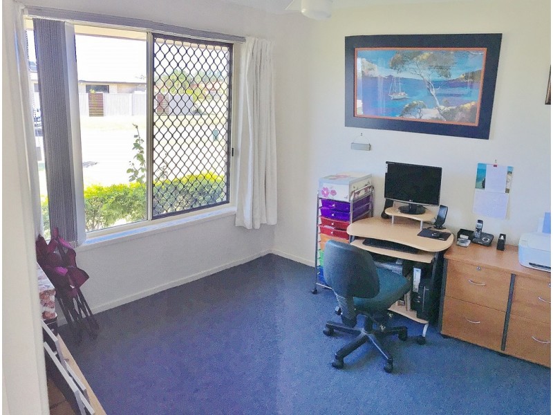 6 Isis Court, Eli Waters QLD 4655