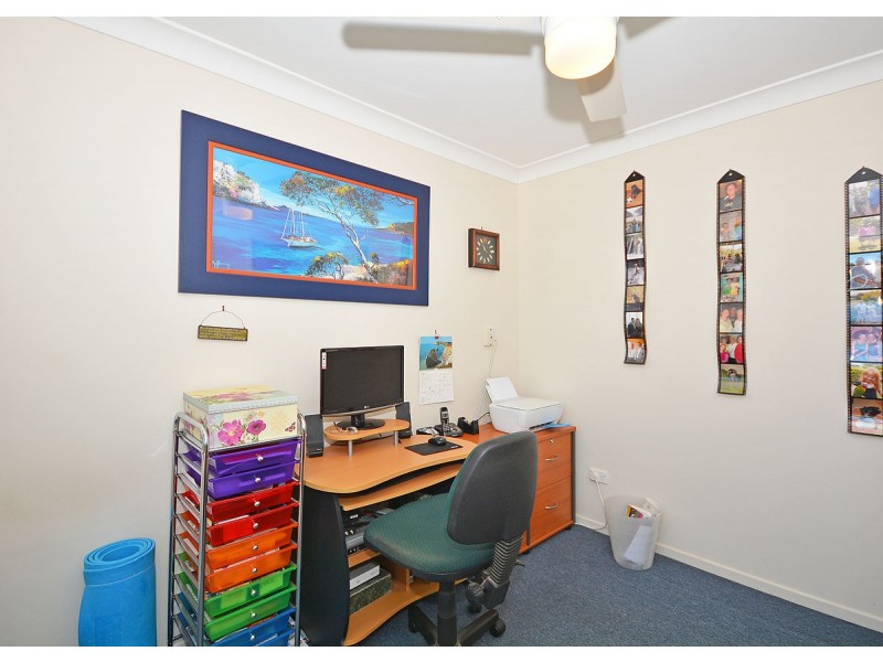 6 Isis Court, Eli Waters QLD 4655