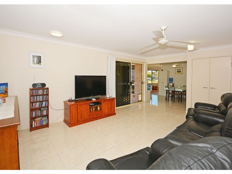 6 Isis Court, Eli Waters QLD 4655