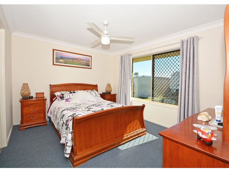 6 Isis Court, Eli Waters QLD 4655