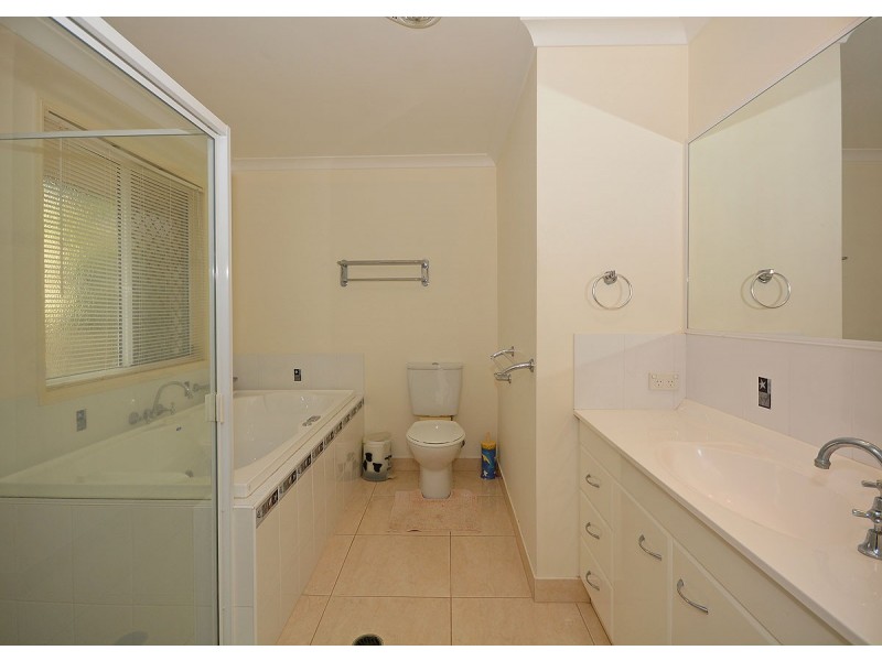 43 Traviston Way, Burrum Heads QLD 4659