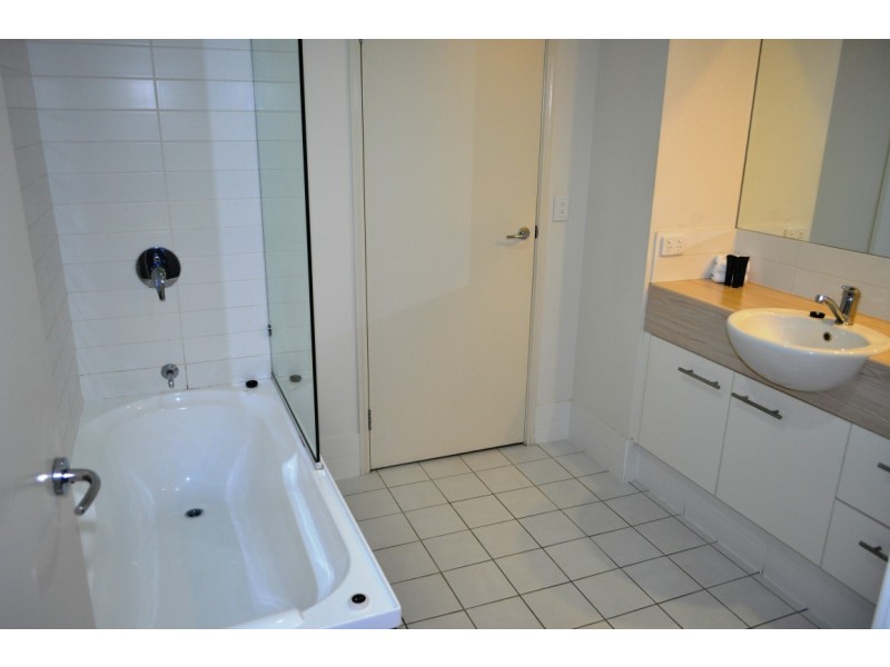 73/68 Pulgul Street, Urangan QLD 4655