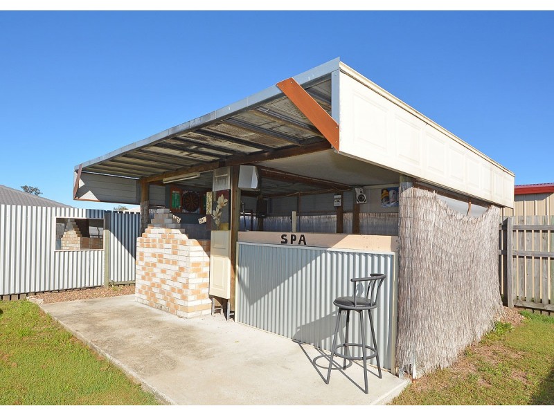 14 Sunny Way, Toogoom QLD 4655