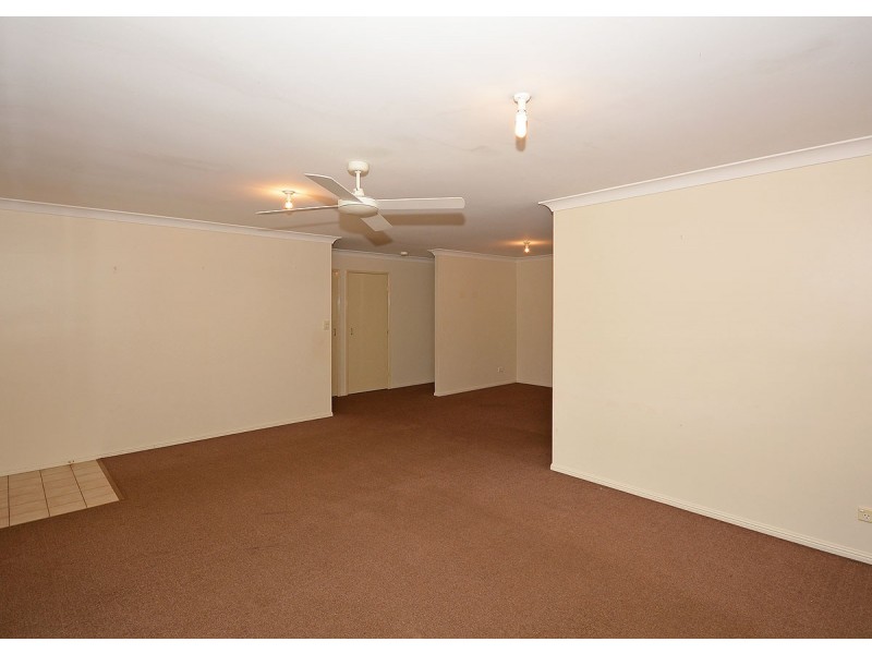 10 Gatakers Lane, Point Vernon QLD 4655