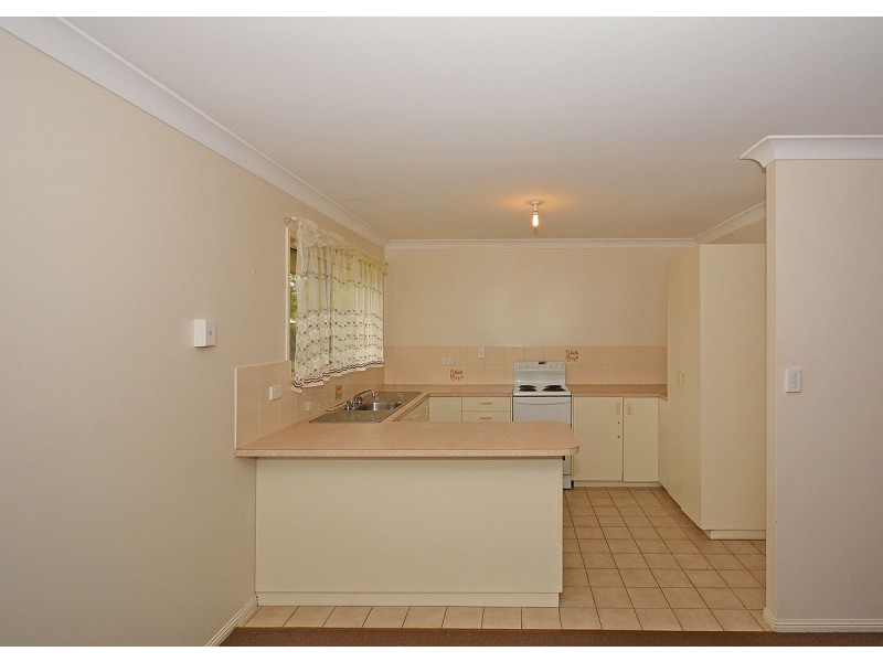 10 Gatakers Lane, Point Vernon QLD 4655