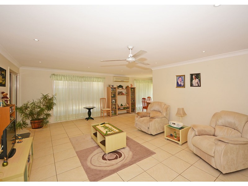 30 Bunker Avenue, Urraween QLD 4655