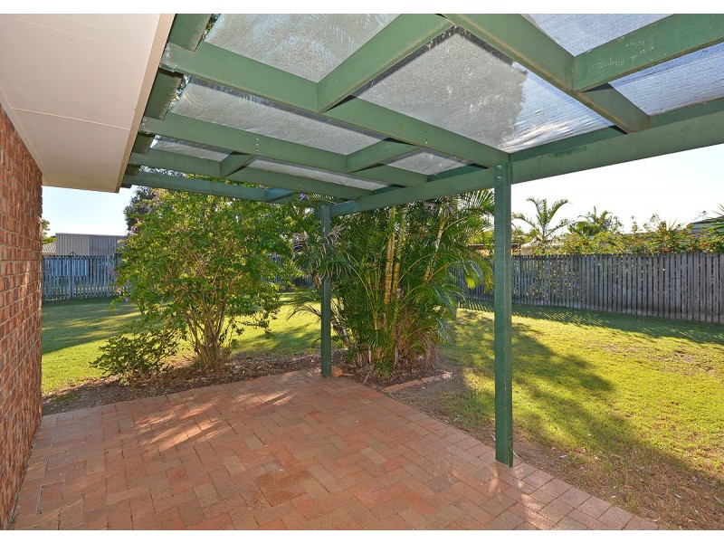 5 Rosella Way, Eli Waters QLD 4655