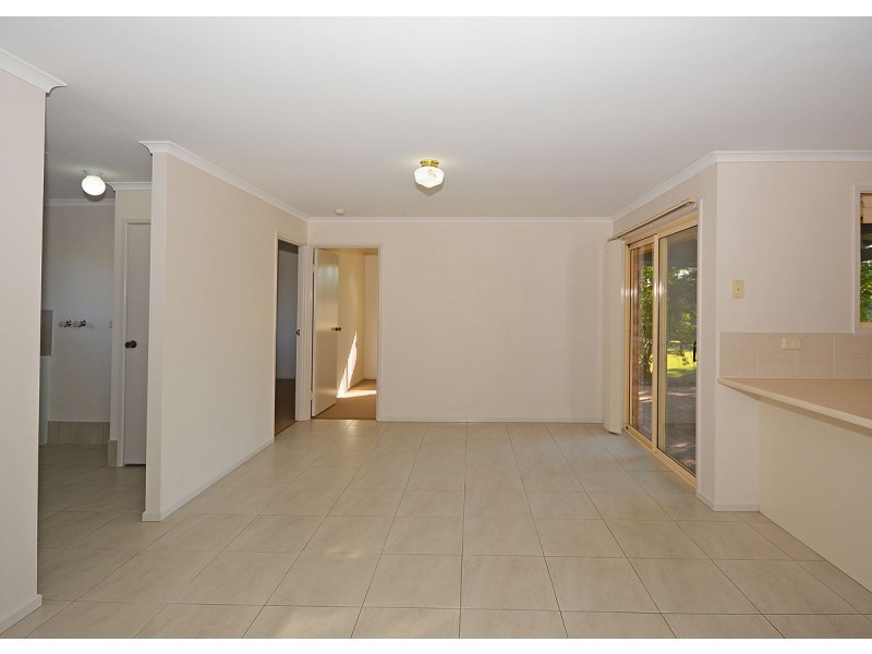 5 Rosella Way, Eli Waters QLD 4655