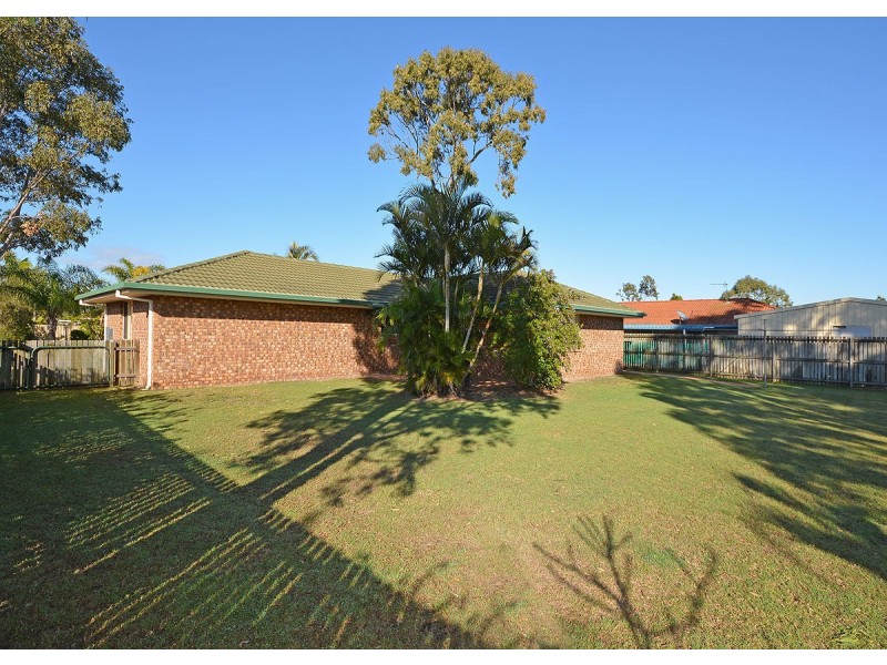 5 Rosella Way, Eli Waters QLD 4655