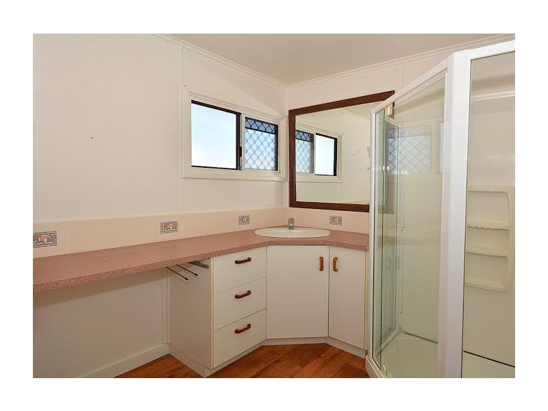 8 Desmond Drive, Toogoom QLD 4655