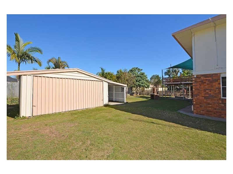 8 Desmond Drive, Toogoom QLD 4655