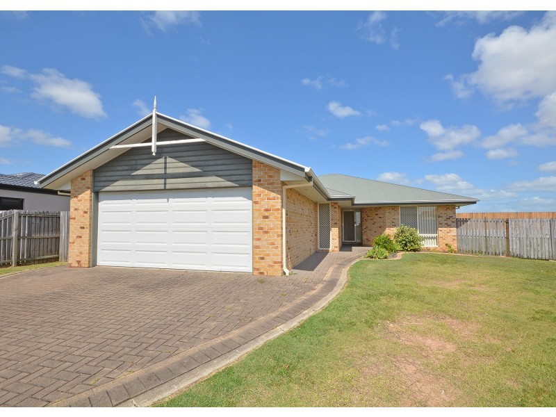 17 Surrey Court, Kawungan QLD 4655
