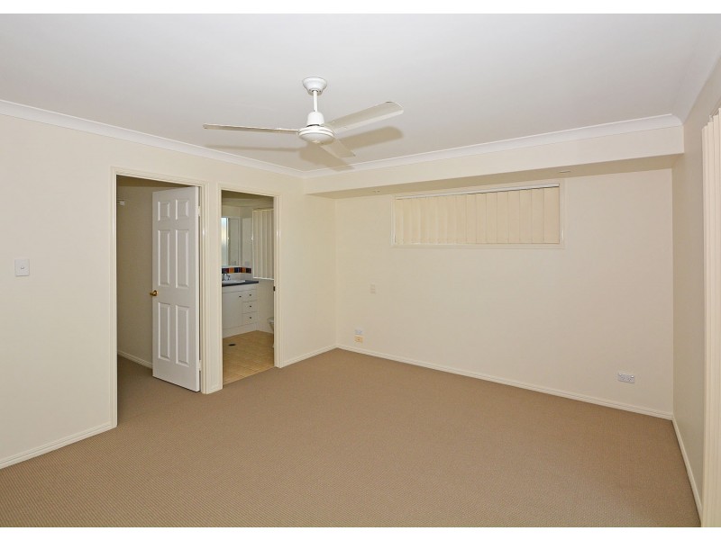 17 Surrey Court, Kawungan QLD 4655
