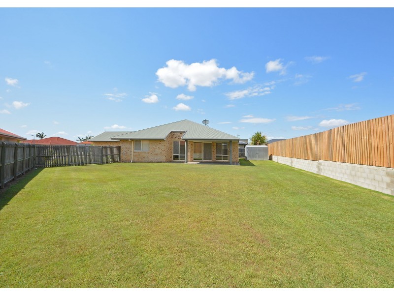 17 Surrey Court, Kawungan QLD 4655