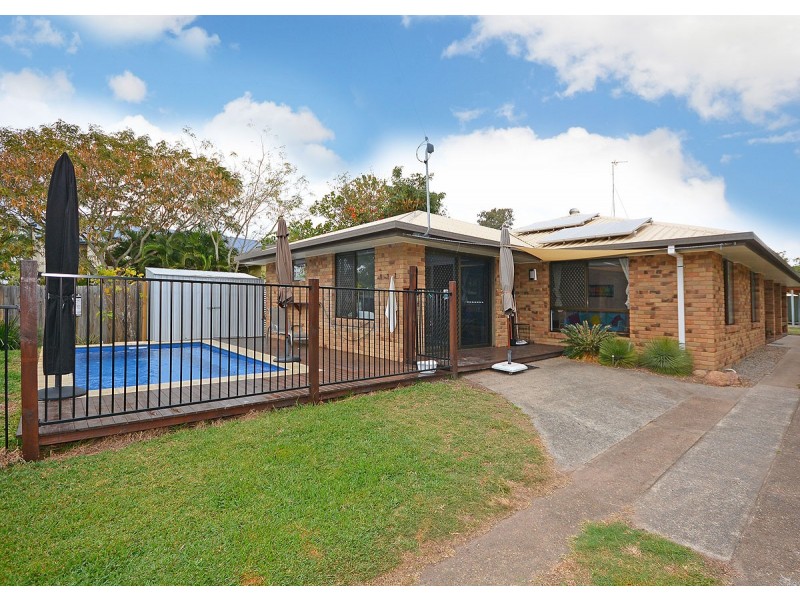 239 Torquay Terrace, Torquay QLD 4655