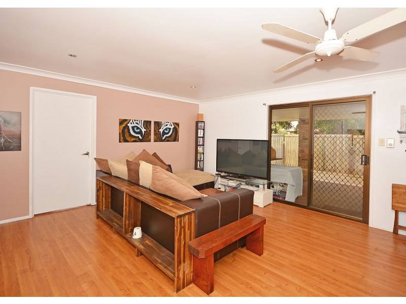 239 Torquay Terrace, Torquay QLD 4655