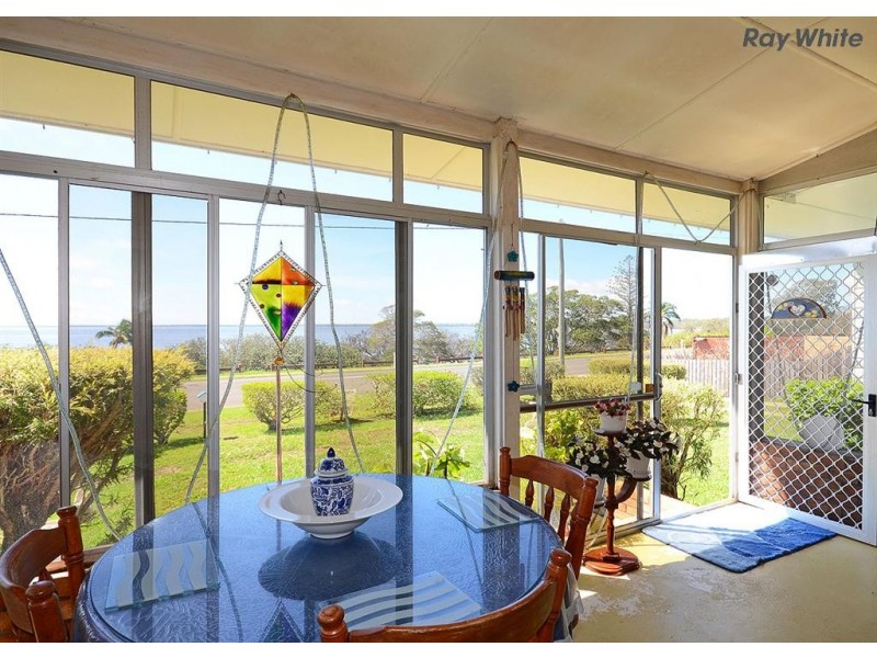 95 Esplanade, Point Vernon QLD 4655