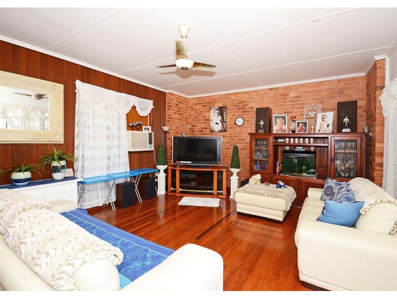 95 Esplanade, Point Vernon QLD 4655