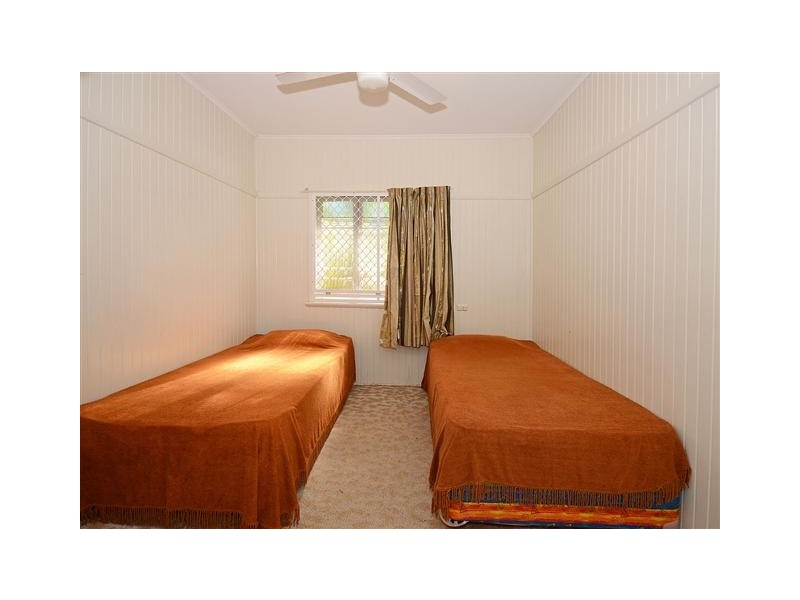 34 Fraser Street, Torquay QLD 4655