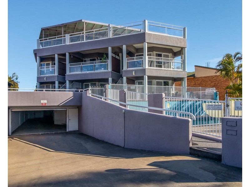 438 Esplanade, Torquay QLD 4655