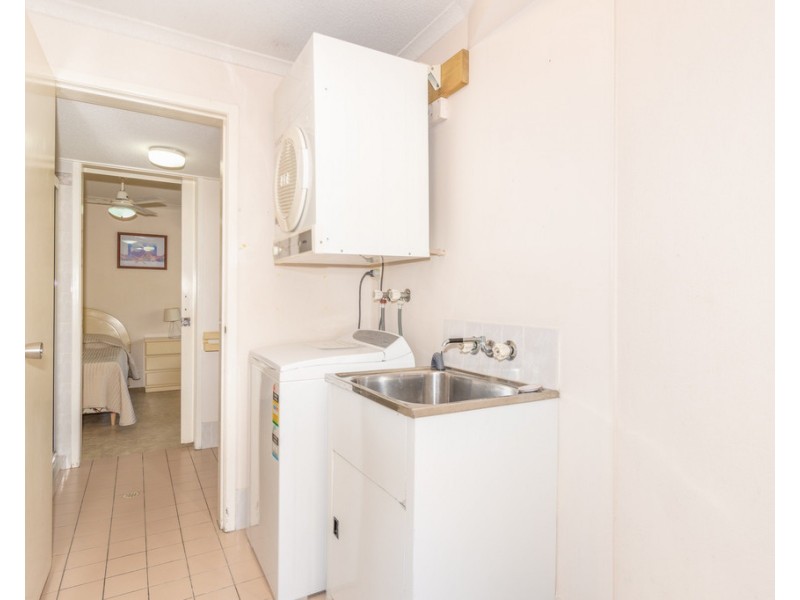 457 Esplanade, Torquay QLD 4655