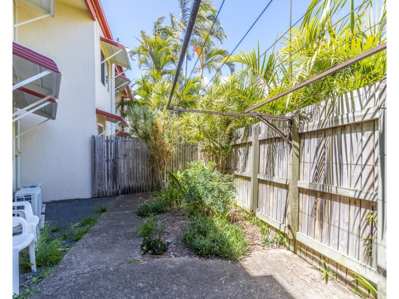 457 Esplanade, Torquay QLD 4655