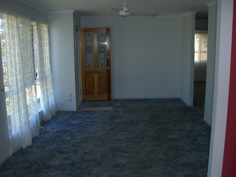 113 Limpus Street, Urangan QLD 4655