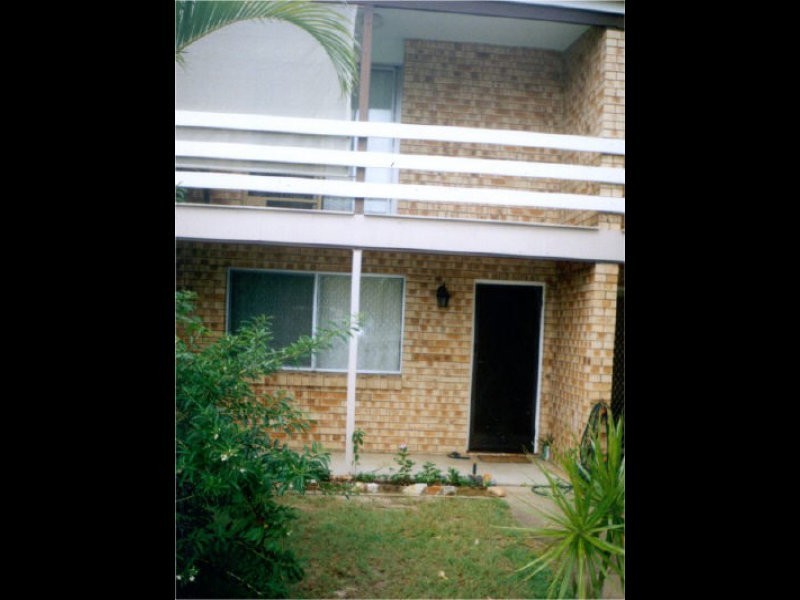 3/3 King Street, Urangan QLD 4655
