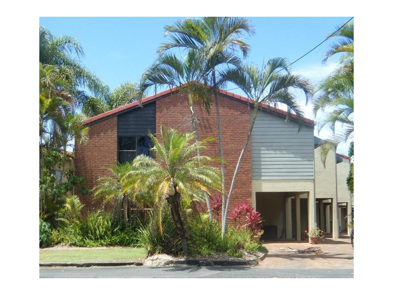 6/447 Esplanade, Torquay QLD 4655