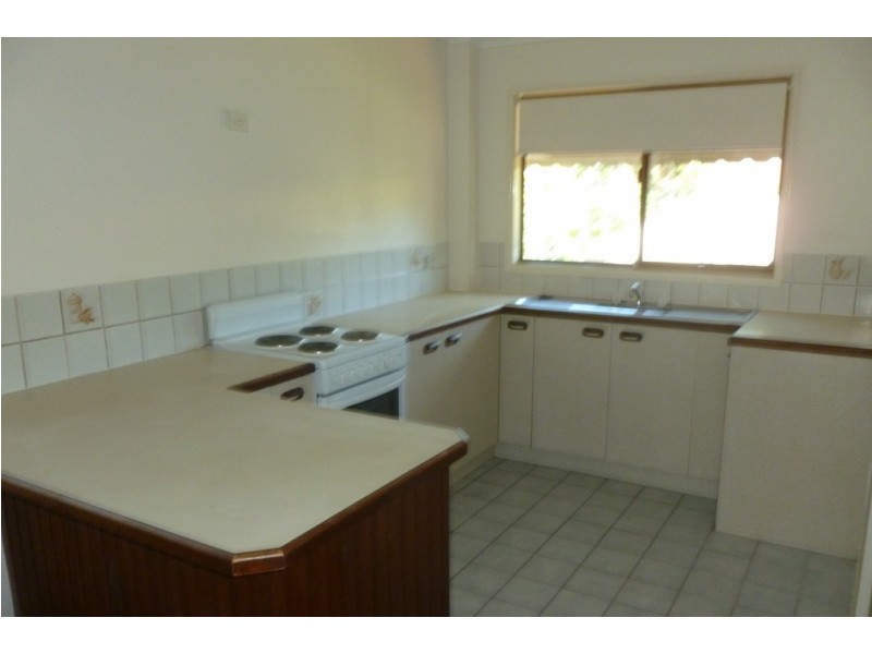 6/447 Esplanade, Torquay QLD 4655