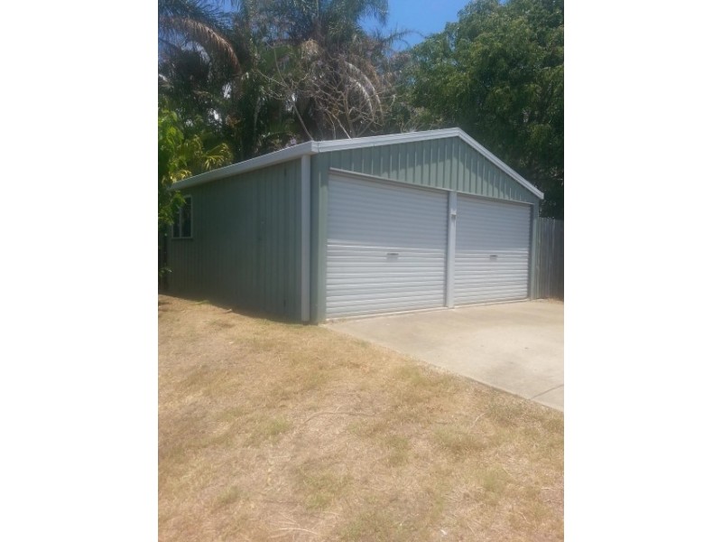 84 Hammond Street, Urangan QLD 4655