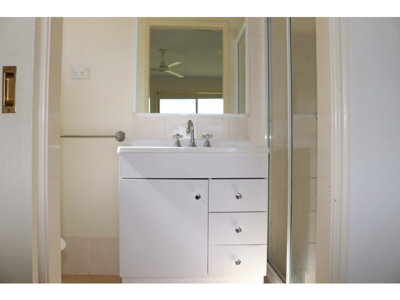 58 Joselyn Drive, Point Vernon QLD 4655