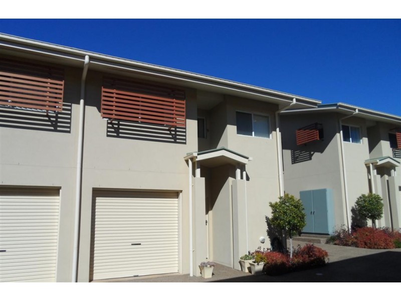 11/58 Stephenson St, Torquay QLD 4655