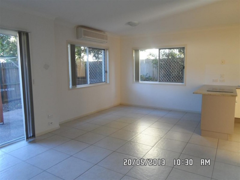 11/58 Stephenson St, Torquay QLD 4655