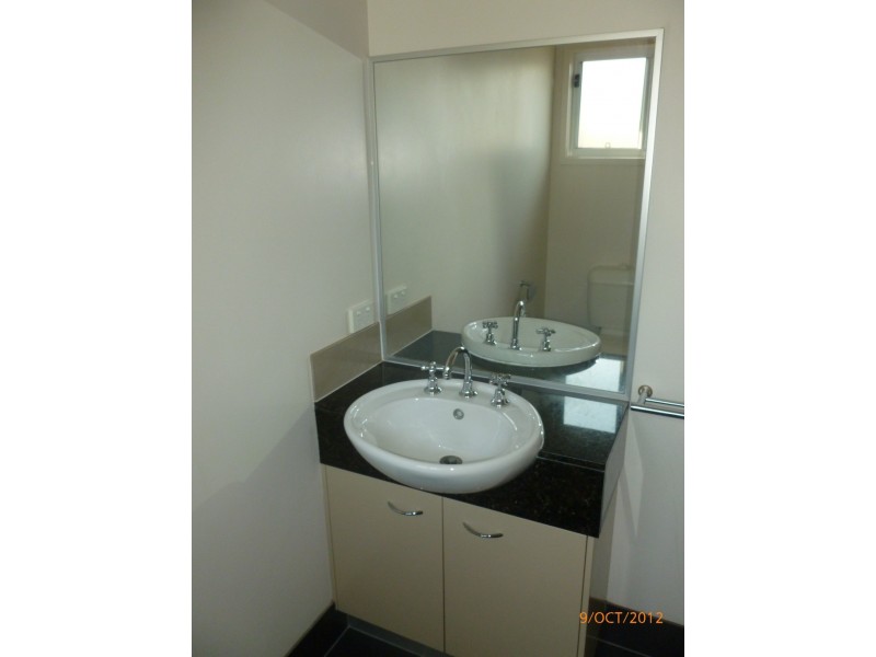 12 Wave Court, Toogoom QLD 4655