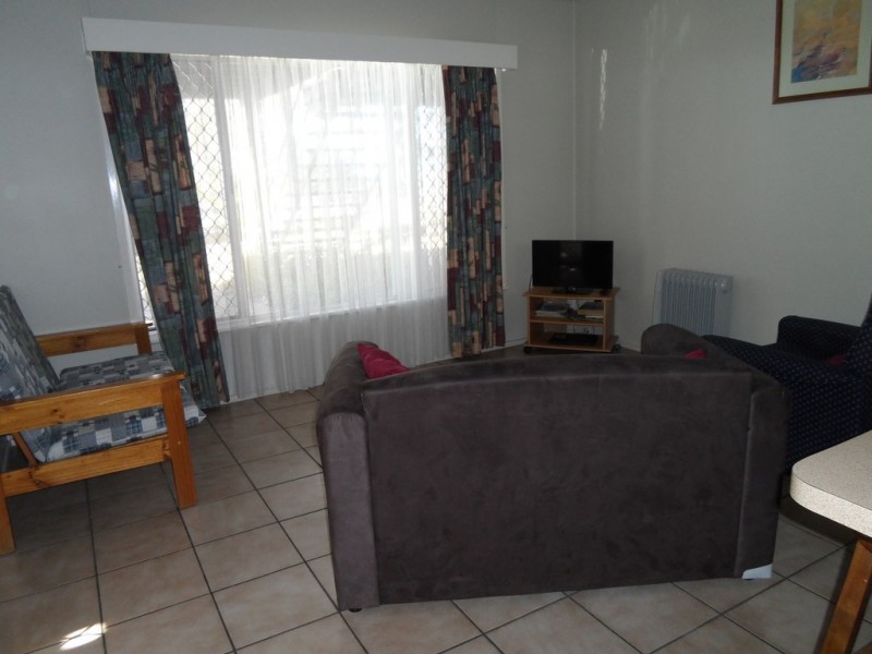 443 Esplanade, Torquay QLD 4655