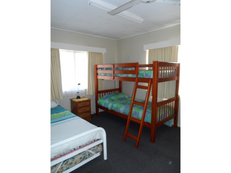 443 Esplanade, Torquay QLD 4655