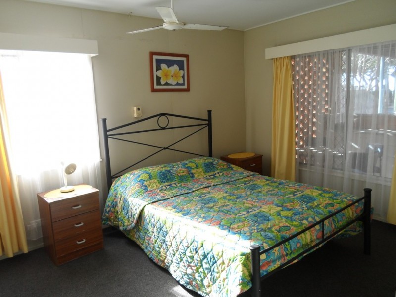 443 Esplanade, Torquay QLD 4655