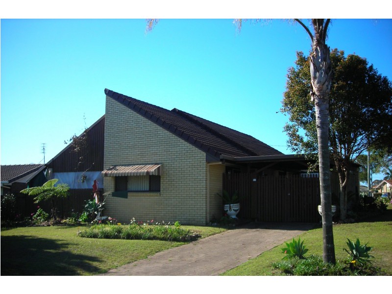 62 Murphy St, Point Vernon QLD 4655