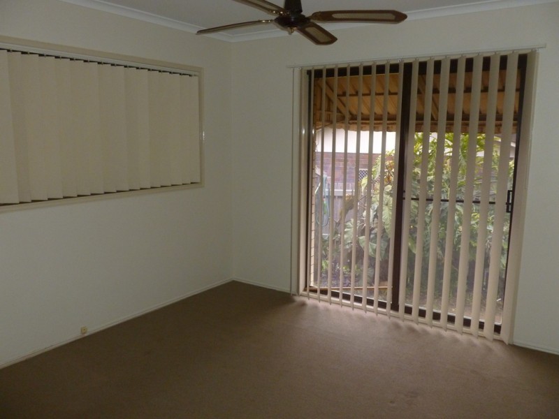 62 Murphy St, Point Vernon QLD 4655