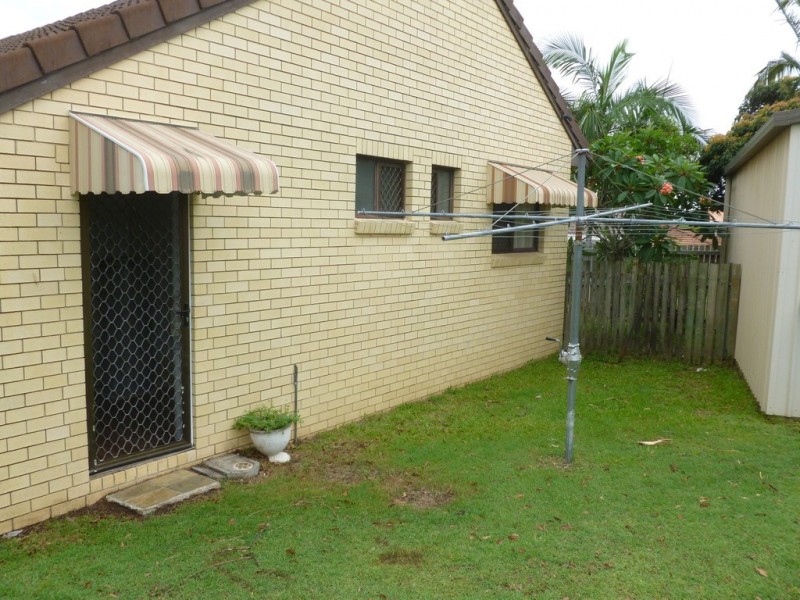 62 Murphy St, Point Vernon QLD 4655